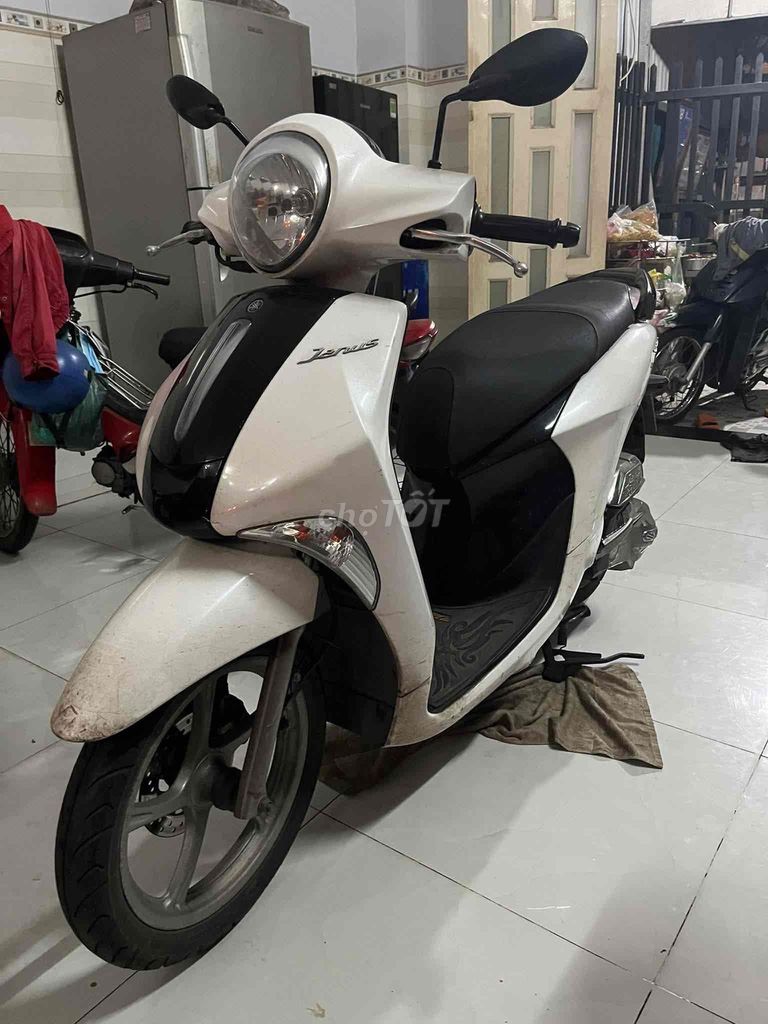 Bán gấp xe Janus BSTP Trắng Đen. Mua bán Xe máy tại Quận Bình Tân Tp Hồ Chí Minh được đăng bởi Ngô Phúc hình 2