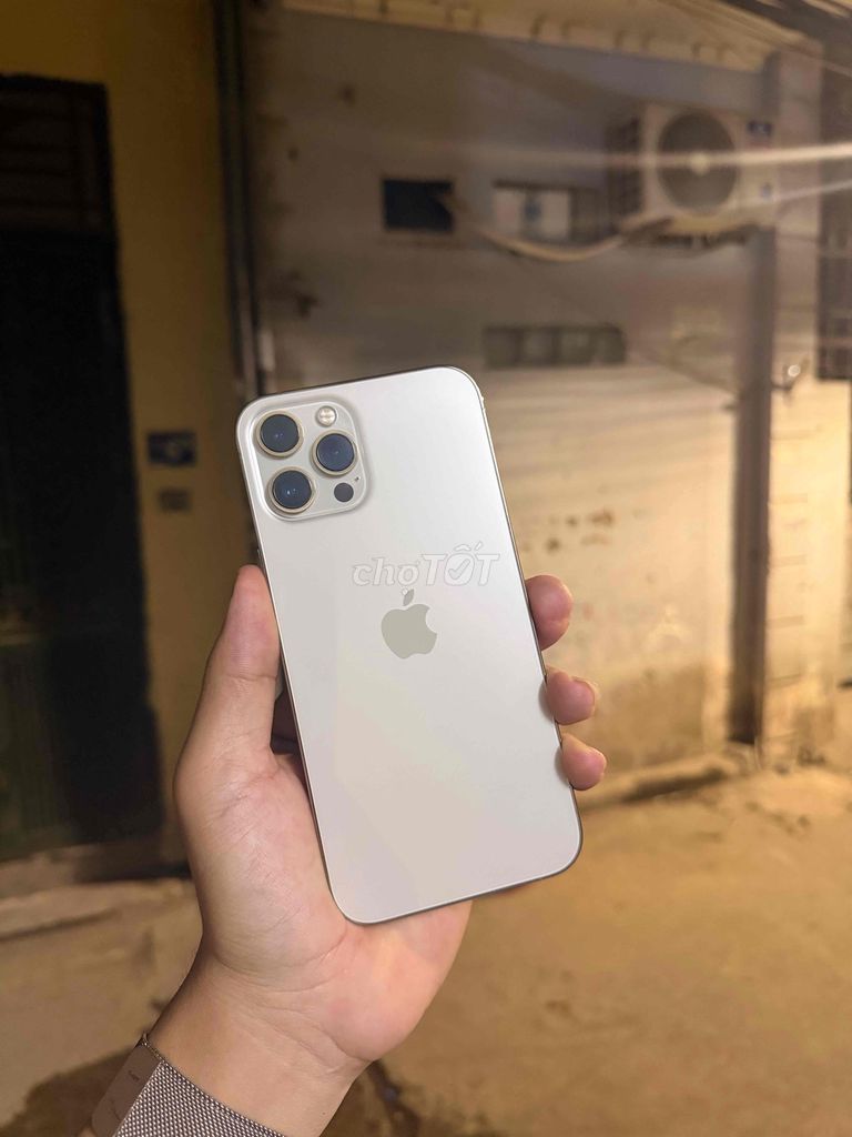 Apple iPhone 12 Pro Max 128GB Vàng. Mua bán Điện thoại tại Quận Thanh Xuân Hà Nội được đăng bởi Nguyễn Trường hình 1