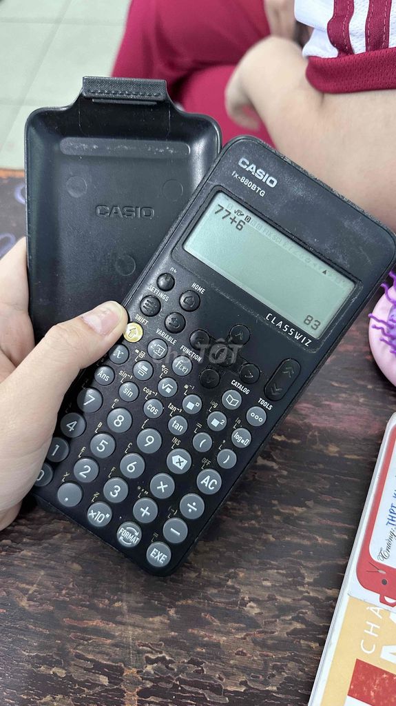Máy tính Casio fx-880BTG Đen. Mua bán Đồ dùng văn phòng tại Quận Liên Chiểu Đà Nẵng được đăng bởi Hải Yến hình 1
