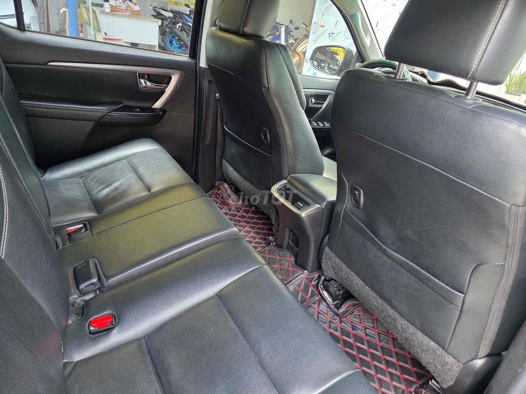 Toyota Fortuner 2.4G AT xe chất đẹp xhd được. Mua bán Ô tô tại Quận Tân Phú Tp Hồ Chí Minh được đăng bởi Nguyễn Tân Xe Lướt  hình 7
