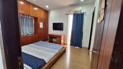 Cần bán chung cư Him lam 6A, 100m2 Giá 5.4 tỷ Sổ hồng, 2PN căn góc