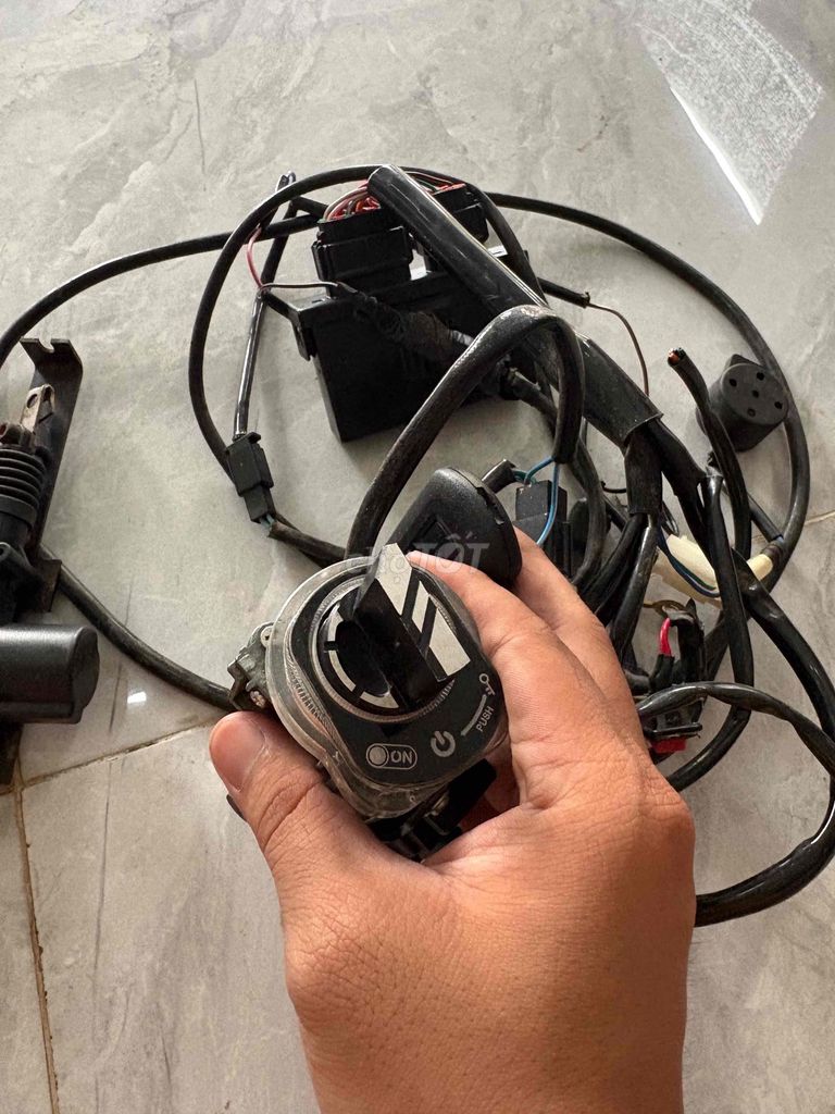 Smartkey chính hãng Honda like new. Mua bán Phụ tùng xe tại Thị xã Bến Cát Bình Dương được đăng bởi Ve chai công nghệ hình 1