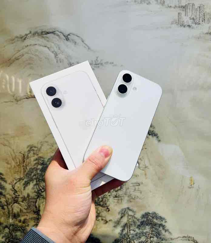 Apple iPhone 17 256GB Trắng tgdd sạc 40L bh 1 năm. Mua bán Điện thoại tại Thành phố Bến Tre Bến Tre được đăng bởi Minh Anh hình 1