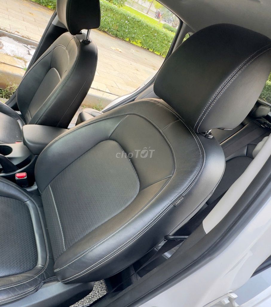 Hyundai Kona 2020 2.0ATH - 45000 km. Mua bán Ô tô tại Quận 12 Tp Hồ Chí Minh được đăng bởi ĐỨC XE LƯỚT hình 10