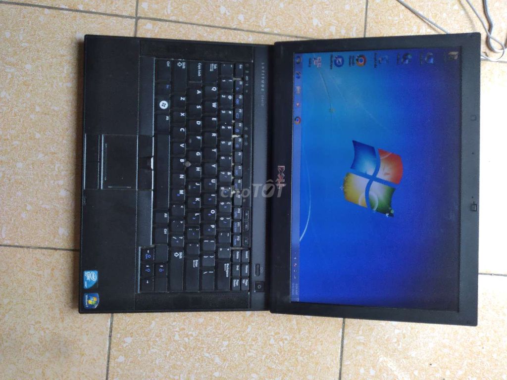 Cần bán laptop dell E6410 máy đẹp chư qua sửa chữa
