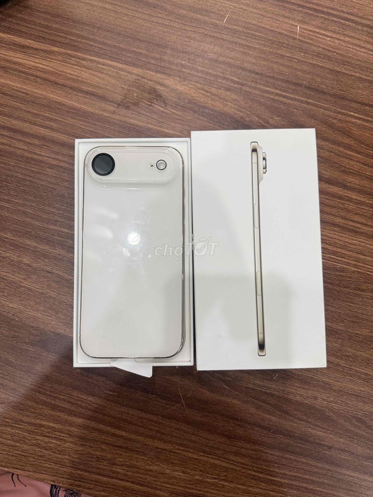 Apple iPhone 17 Air 256GB Vàng. Mua bán Điện thoại tại Huyện Giao Thủy Nam Định được đăng bởi Tuấn Anh hình 1