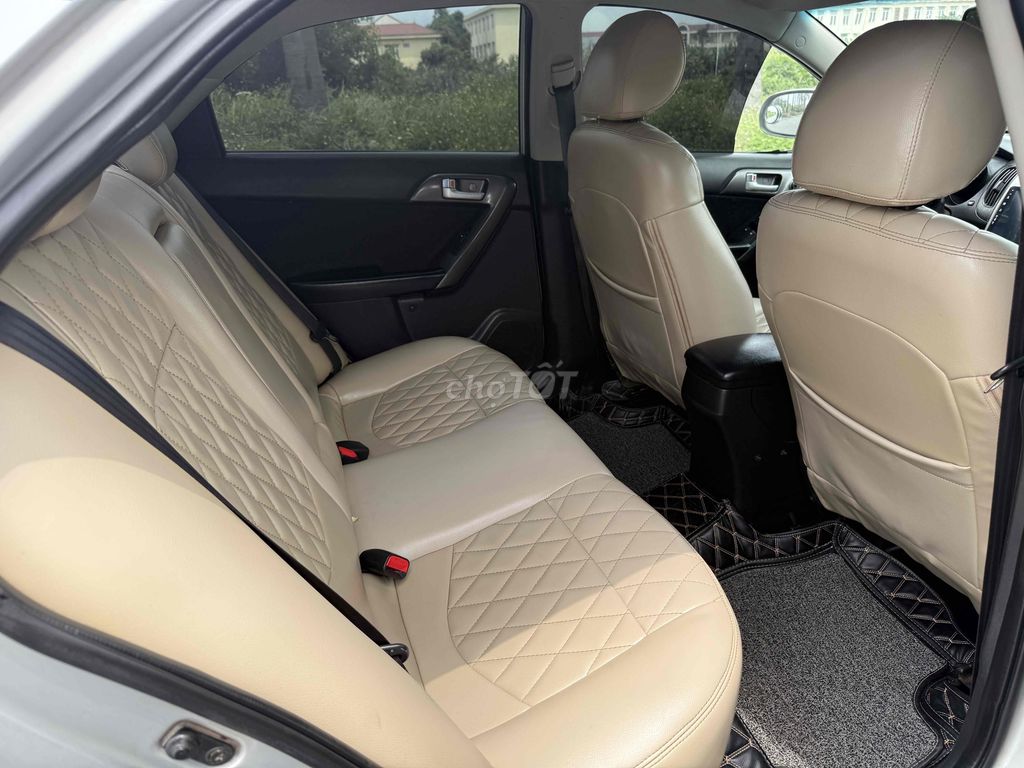 Kia Forte 2011 SX 1.6 MT - 140000 km xe gia đình