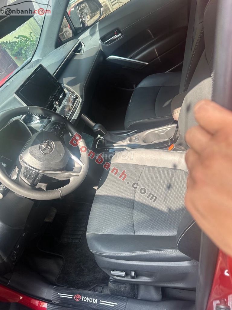 Toyota Corolla Cross 1.8V 2024. Mua bán Ô tô tại Quận Long Biên Hà Nội được đăng bởi đào công huân hình 5