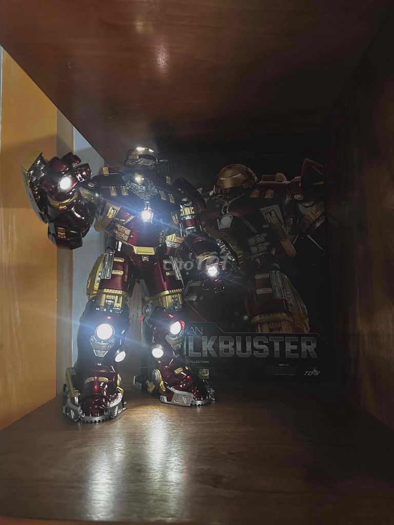 Mô hình Marvel Hulkbuster Mark XVIII. Mua bán Sở thích khác tại Thành phố Phúc Yên Vĩnh Phúc được đăng bởi PEUGOET CHIEN hình 1