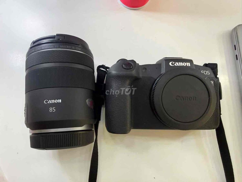 Máy ảnh Canon RP Đen. Mua bán Máy ảnh, Máy quay tại Thành phố Buôn Ma Thuột Đắk Lắk được đăng bởi Long Phạm hình 1
