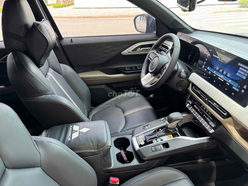 Mitsubishi Xpander 2024 Premium zin 1,6vạn km Mới. Mua bán Ô tô tại Quận Đống Đa Hà Nội được đăng bởi TRUNG HIẾU AUTO hình 12