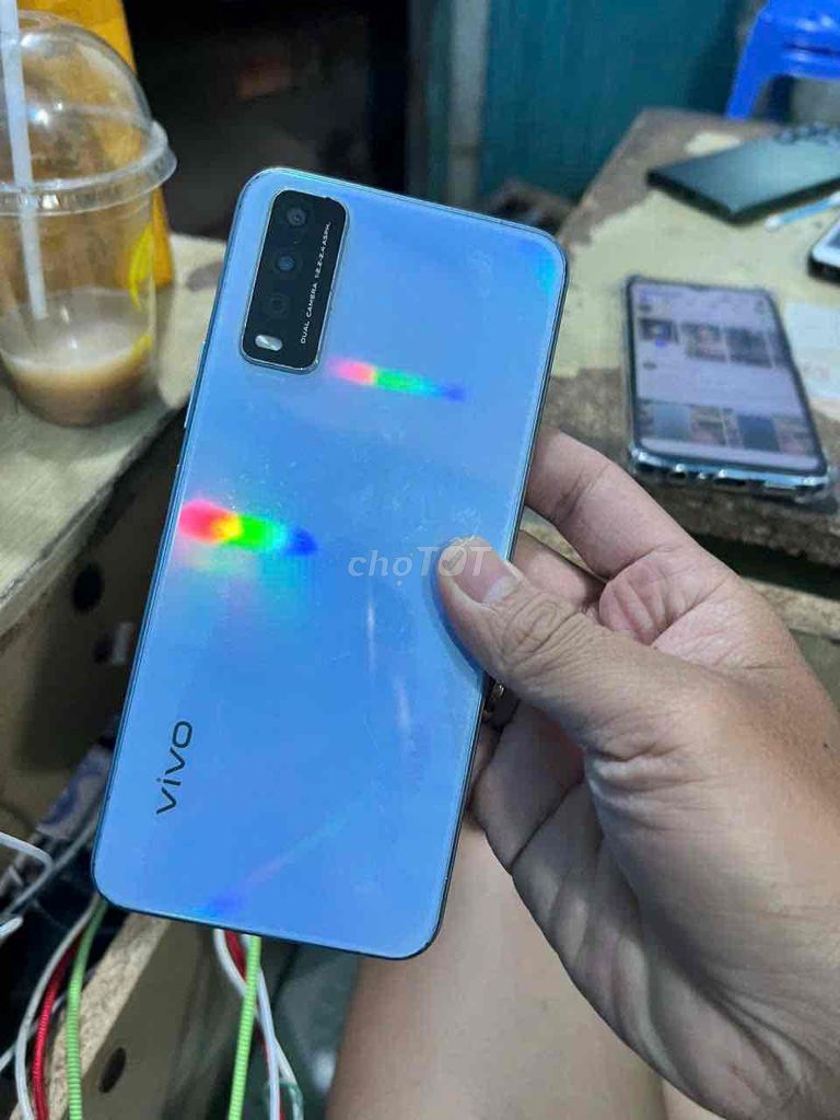 vivo y12s.32g.ngoại hình đẹp.pin trâu.hình ảnh đẹp