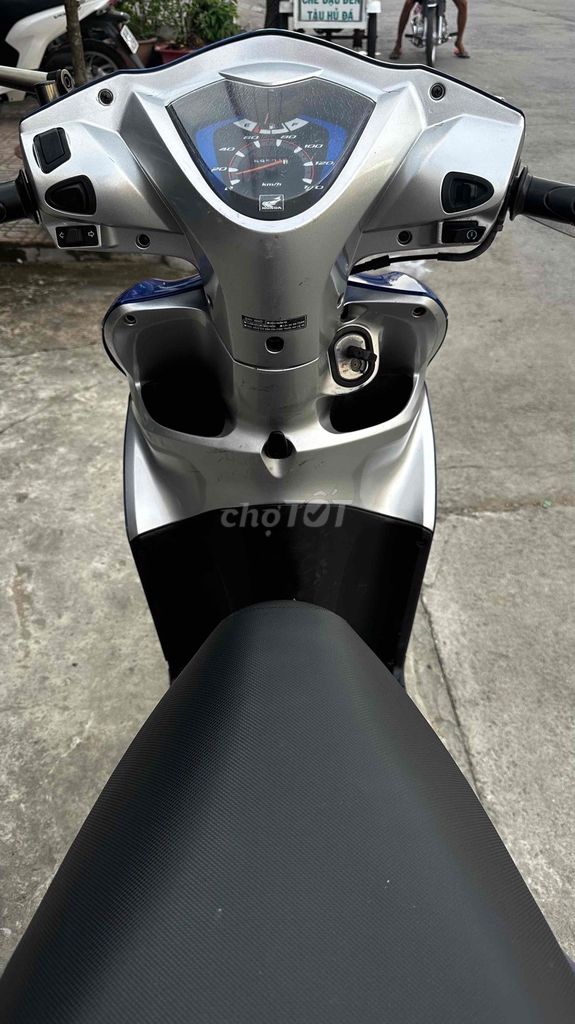 Honda Vision 2012 xanh đen ( hỗ trợ góp ). Mua bán Xe máy tại Huyện Chợ Mới An Giang được đăng bởi Cửa hàng xe Thiên Phước 2 hình 15