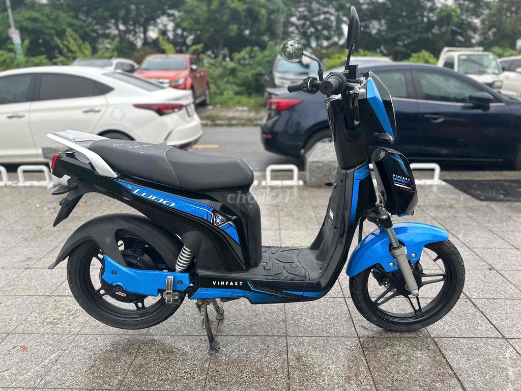 xe ludo vinfats pin sạc zin. Mua bán Xe điện tại Quận Đống Đa Hà Nội được đăng bởi xe điện thái hà hình 4