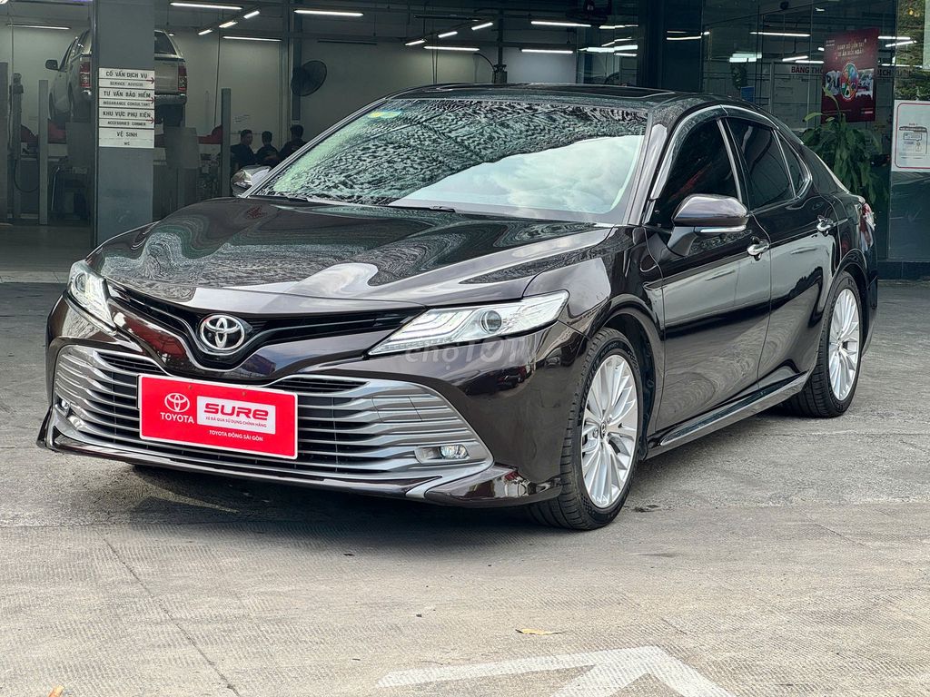 Camry 2.5Q 2019- bản đủ- 52.000km. Mua bán Ô tô tại Quận Gò Vấp Tp Hồ Chí Minh được đăng bởi TOYOTA SURE GÒ VẤP hình 2