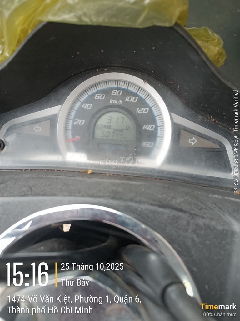 Xe máy Honda PCX 2017 màu đen nhám. Mua bán Xe máy tại Huyện Bình Chánh Tp Hồ Chí Minh được đăng bởi A Dũng hình 1