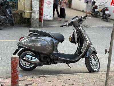 vespa sprint. Mua bán Xe máy tại Quận Hoàng Mai Hà Nội được đăng bởi Cảnh Nguyễn