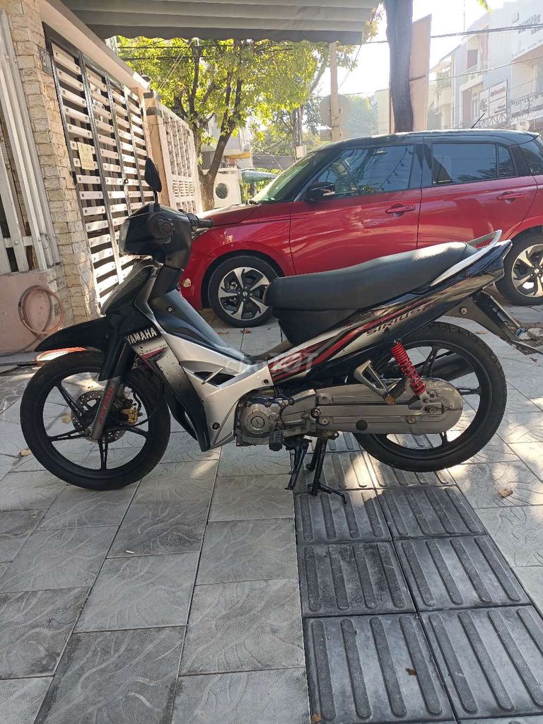 Yamaha Sirius, черный, серебристый, Вьетнам