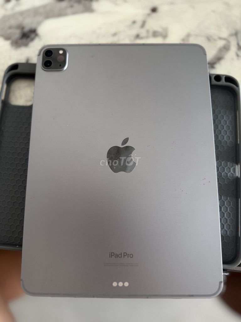 Apple iPad Pro M2 Xám. Mua bán Máy tính bảng tại Huyện Yên Dũng Bắc Giang được đăng bởi Trương Anh hình 1