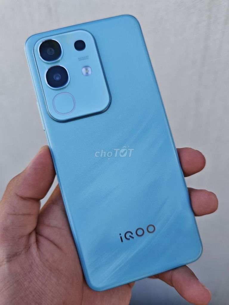 IQOO Z10x 8GB/128GB Xanh 99%. Mua bán Điện thoại tại Quận Ba Đình Hà Nội được đăng bởi Chẻ na phone giá tốt  hình 1