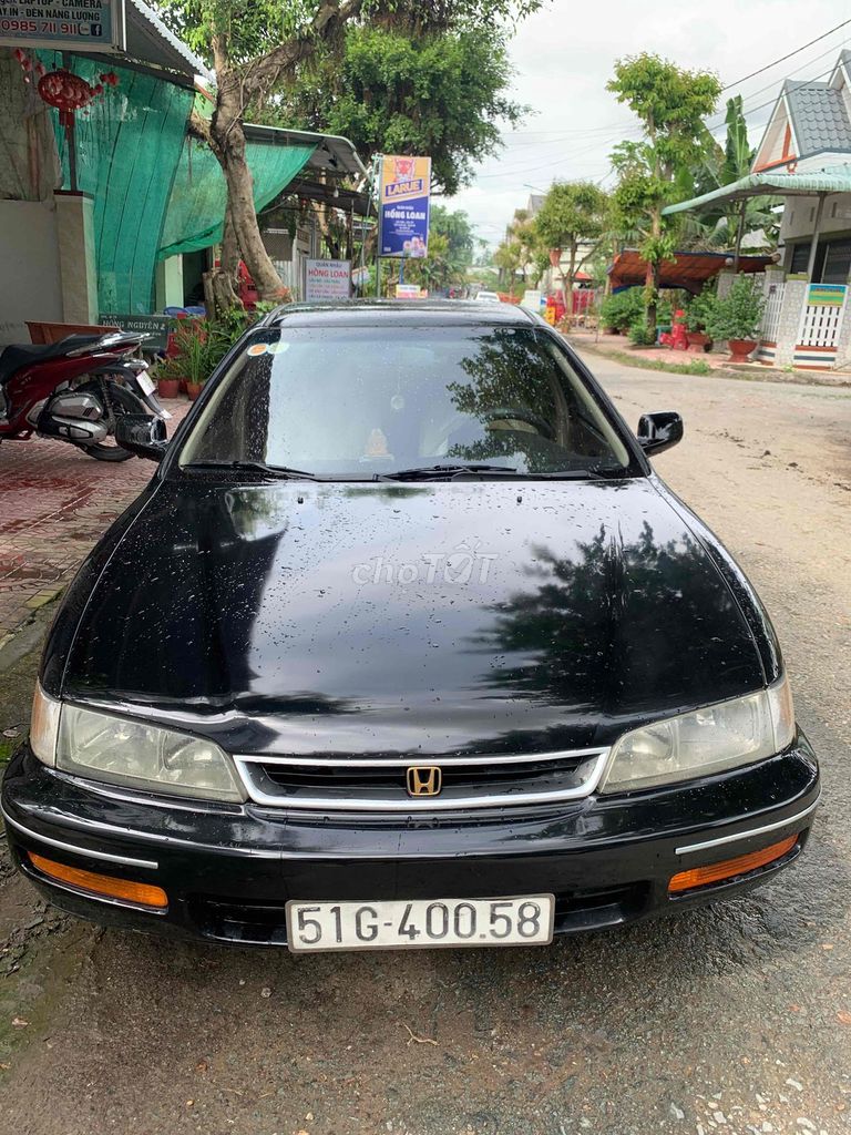 Honda Accord 1994 2.0 MT - 10000 km. Mua bán Ô tô tại Huyện Tam Bình Vĩnh Long được đăng bởi Vi tính Phát Lộc hình 1