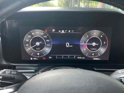 Kia Carnival Signature 7 chỗ 84.382 km