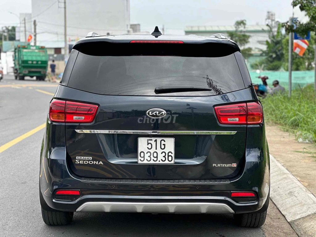Kia Sedona 2019 PLATIUM - 97000 km dầu full. Mua bán Ô tô tại Quận 12 Tp Hồ Chí Minh được đăng bởi Phong hình 4