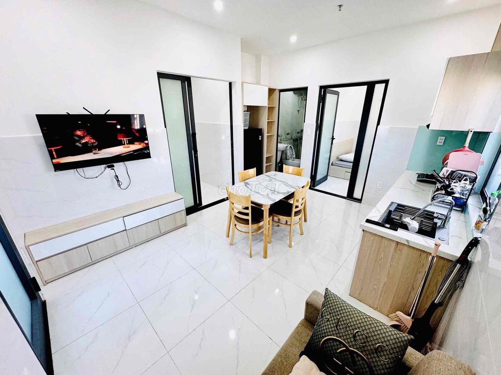 Brand-new 2-bedroom flat near Hồ Xuân Hương and My Khe beach — photo 10