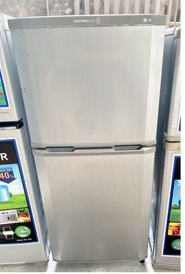 tủ lạnh LG quạt gió dung tích 158 lít lạnh sâu