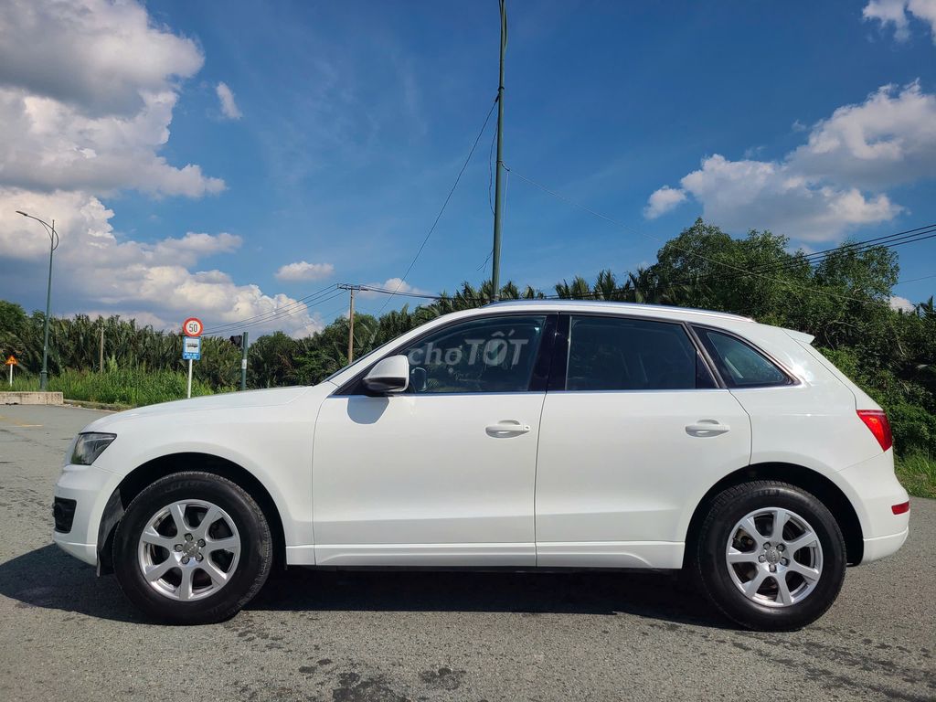 Audi Q5 2.0T Quattro 2011 - 116000 km. Mua bán Ô tô tại Quận 1 Tp Hồ Chí Minh được đăng bởi Hoàn Audi hình 7