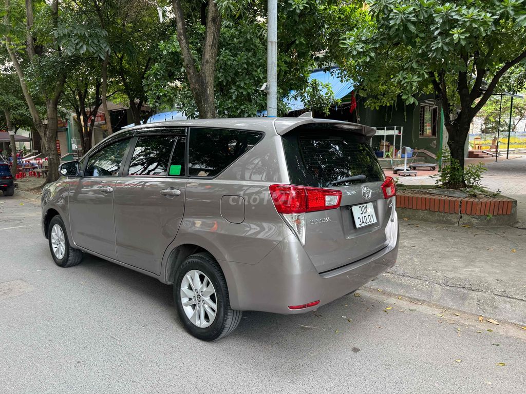 Toyota Innova 2020 ban 2.0G - số sàn tư nhân. Mua bán Ô tô tại Quận Nam Từ Liêm Hà Nội được đăng bởi phạm phương nga hình 6