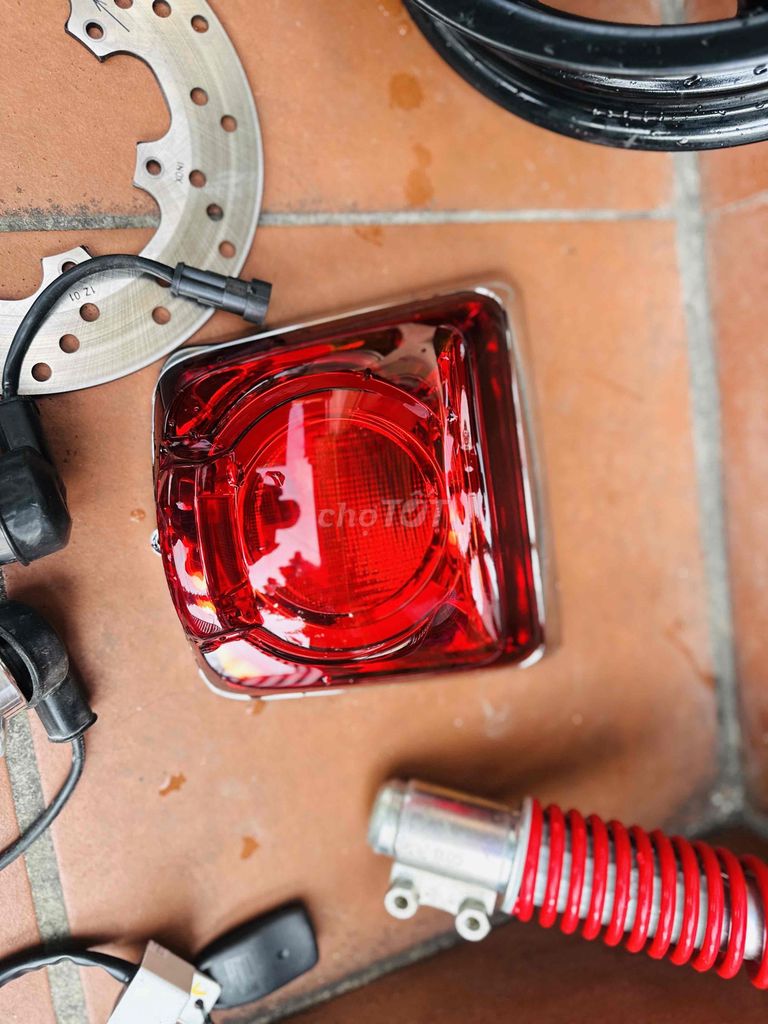 PHỤ TÙNG VESPA GTS THÁO XE CHÍNH HÃNG. Mua bán Phụ tùng xe tại Quận 12 Tp Hồ Chí Minh được đăng bởi Ta Thanh Thai hình 12