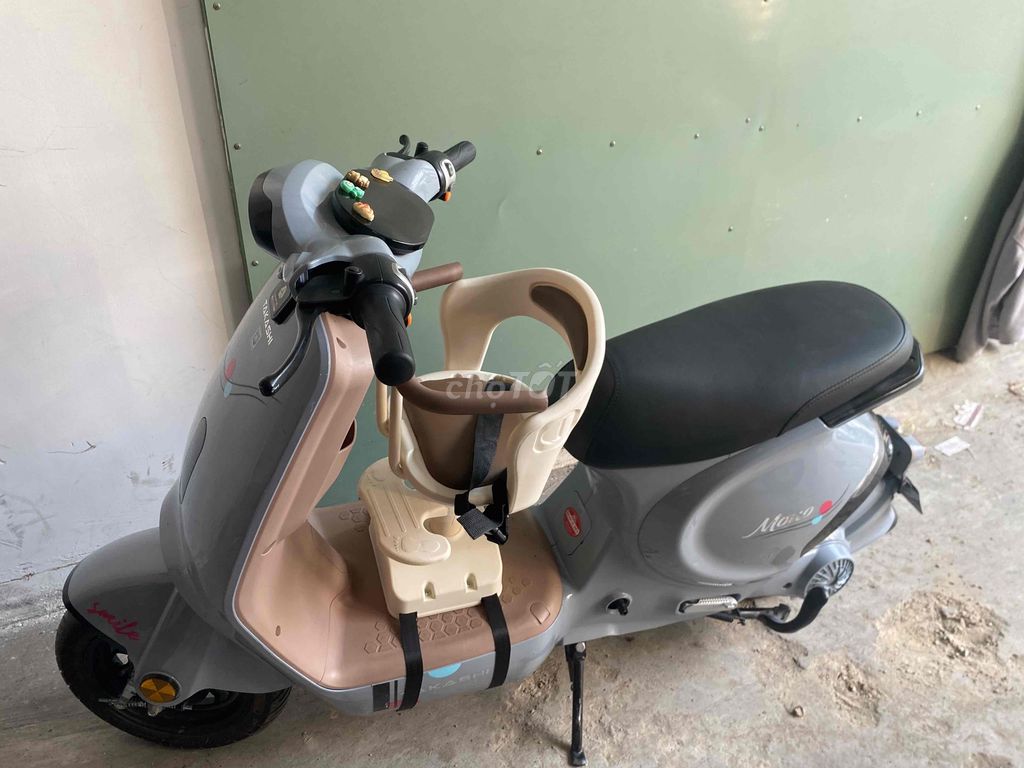 Ghế trẻ em Xe điện màu Kem. Mua bán Mẹ và bé tại Thành phố Thủ Đức Tp Hồ Chí Minh được đăng bởi Thy hình 1