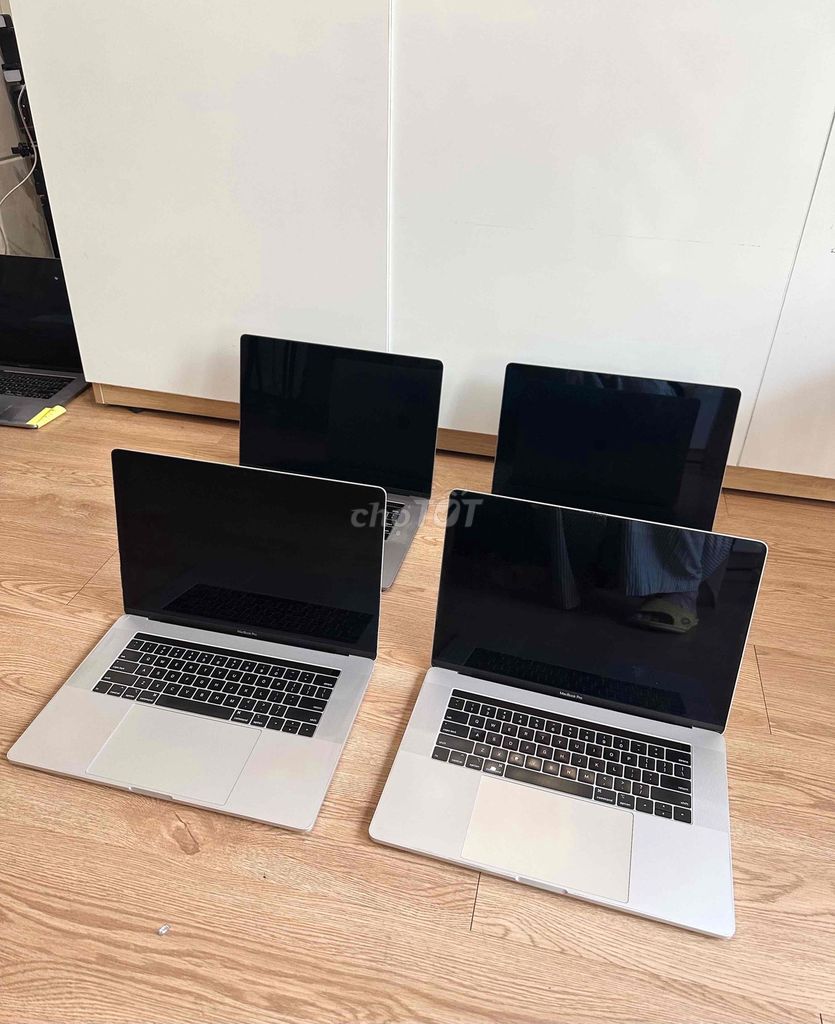 MacBook Pro 15 inch 2019 i7/16/256GB Gray/Silver. Mua bán Laptop tại Quận Tân Bình Tp Hồ Chí Minh được đăng bởi TuanDigi VN hình 1