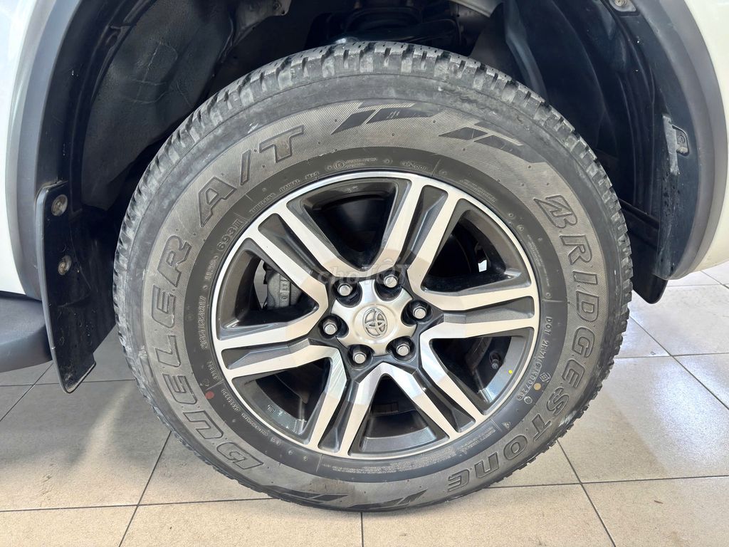 Toyota Fortuner 2020 2.4AT 4x2(CÒN THƯƠNG LƯỢNG). Mua bán Ô tô tại Quận Gò Vấp Tp Hồ Chí Minh được đăng bởi Gia Lạc Toyota hình 15