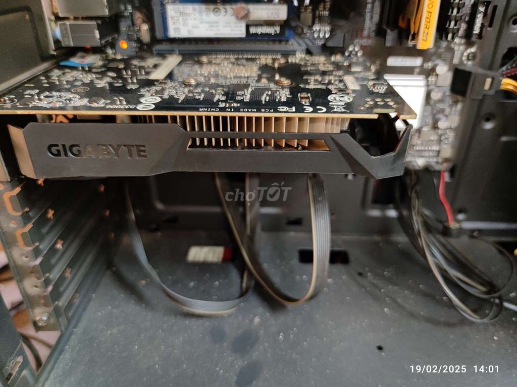 Card gigabyte 1050 2g bản 1fan hàng đang xài