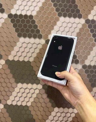iphone XR 64gb đen qtế mỹ pin new 100 zin áp suất