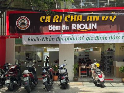 Tiệm ăn cà ri chà Riolin logo