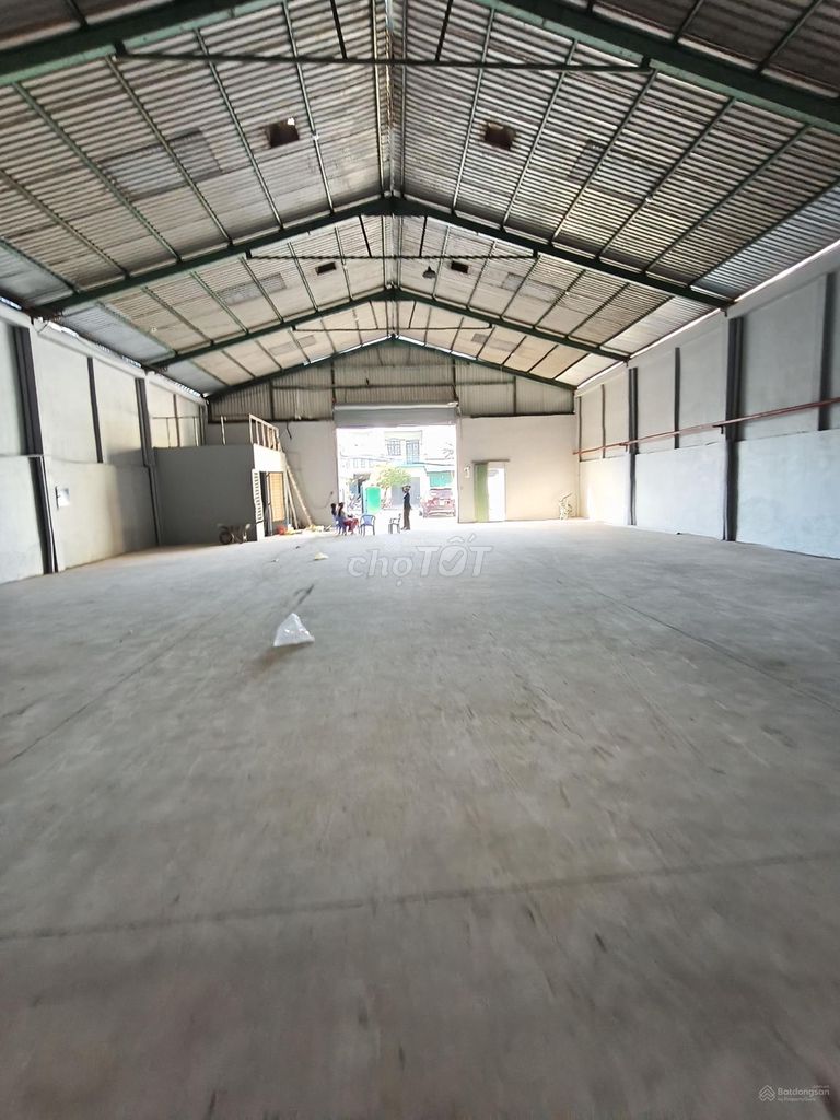 Cho Thuê Kho Xưởng 1000m2 gần KCN Vĩnh Lộc có PCCC