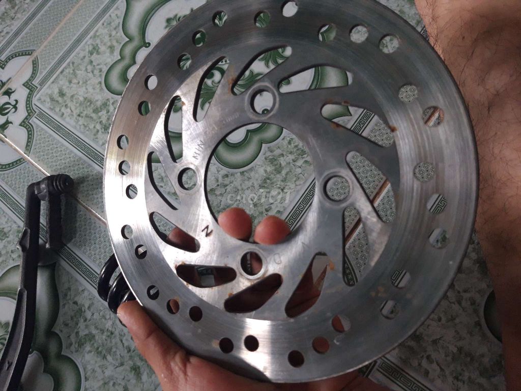 Phụ tùng Nissin Vario Kim loại Đen. Mua bán Phụ tùng xe tại Huyện Củ Chi Tp Hồ Chí Minh được đăng bởi dương hình 4