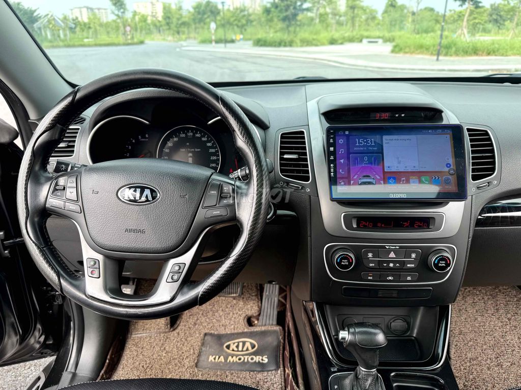 Kia Sorento  DATH Full Dầu 2015. Mua bán Ô tô tại Quận Long Biên Hà Nội được đăng bởi Tạ Dũng hình 14