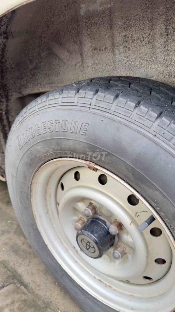 Toyota Hiace 2004 16 chỗ hết đời. Mua bán Ô tô tại Quận Bình Thạnh Tp Hồ Chí Minh được đăng bởi Trọng hình 10