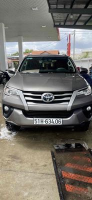 Toyota Fortuner 2020 2.4 MT số sàn Odo 155 ngàn km. Mua bán Ô tô tại Quận 7 Tp Hồ Chí Minh được đăng bởi trần tấn lộc