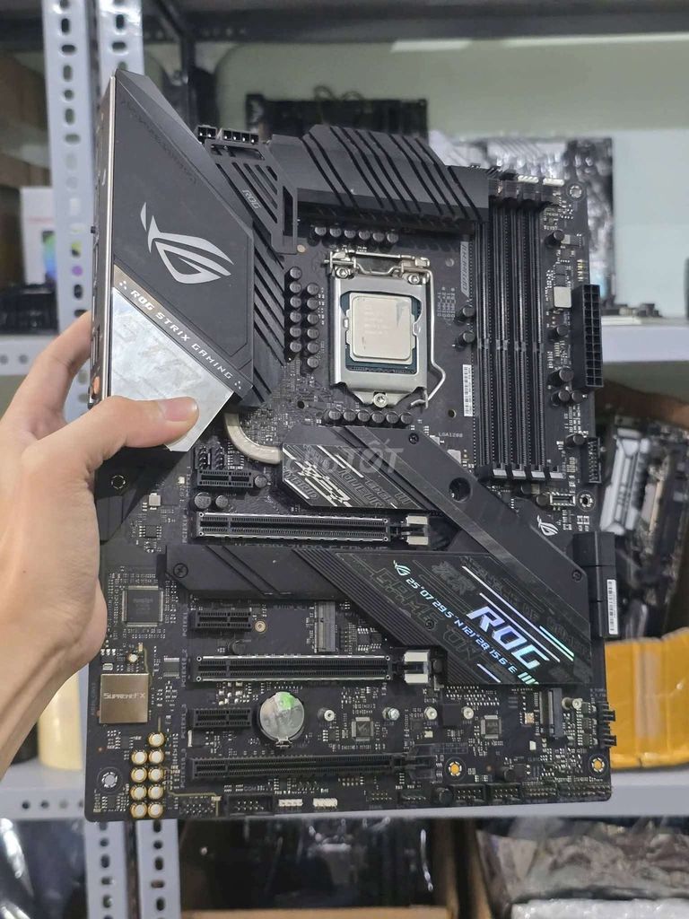 Bo mạch chủ ASUS ROG STRIX Z490 F GAMING. Mua bán Linh kiện (RAM, Card...) tại Quận Tân Bình Tp Hồ Chí Minh được đăng bởi Phan Thịnh hình 1