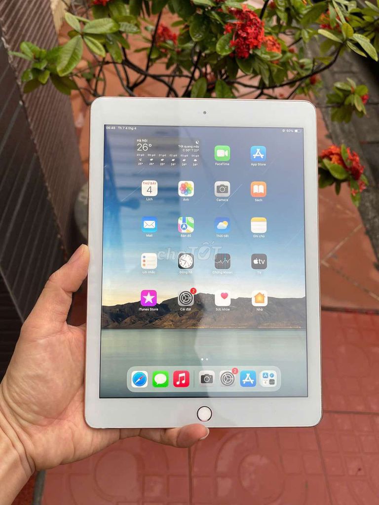 Apple iPad Gen 6. Mua bán Máy tính bảng tại Quận Hải An Hải Phòng được đăng bởi Hung0923 hình 1