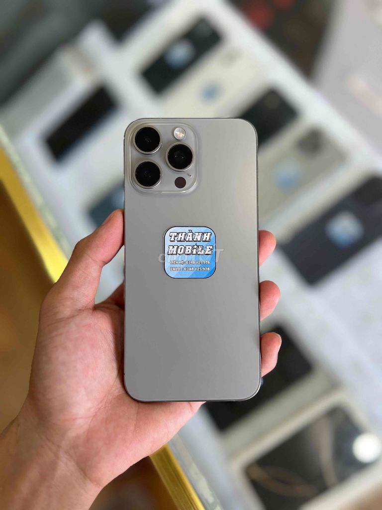 Apple iPhone 15 Pro Max 256GB Titan. Mua bán Điện thoại tại Huyện Đức Trọng Lâm Đồng được đăng bởi Thành hình 1