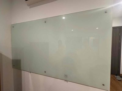 bảng kính dạy học. Mua bán Đồ dùng văn phòng tại Quận Hai Bà Trưng Hà Nội được đăng bởi Hà Phương