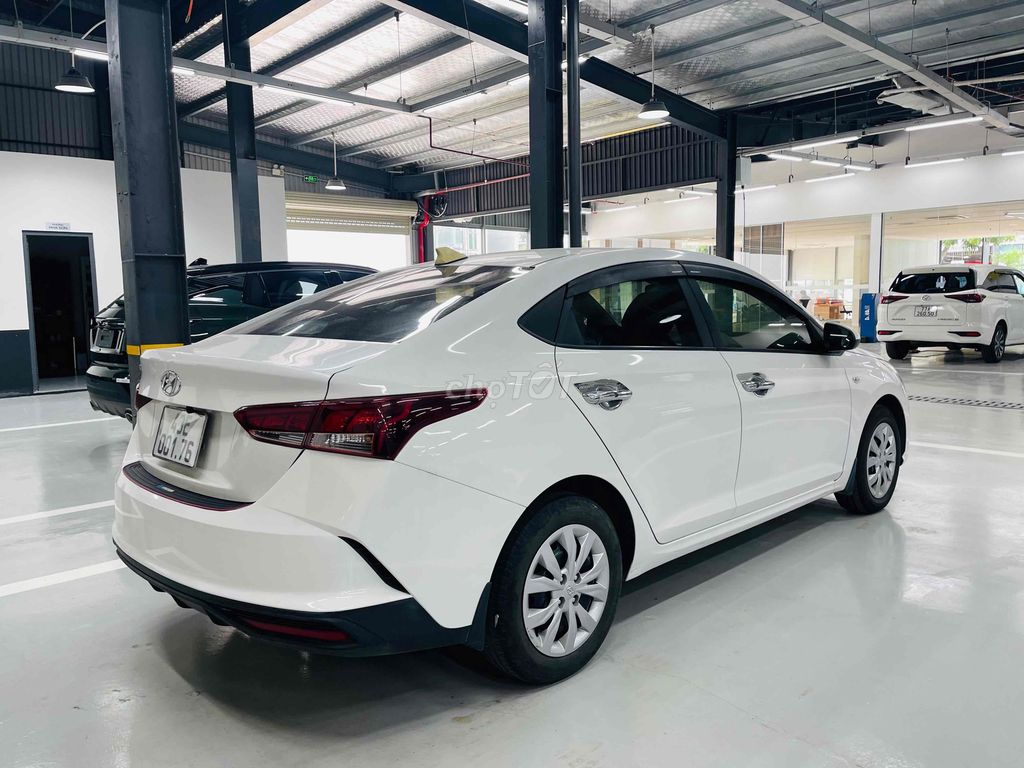 Hyundai Accent 2021 số sàn hỗ trợ vay và giao xe. Mua bán Ô tô tại Quận Cẩm Lệ Đà Nẵng được đăng bởi Tân Carpla chi nhánh Đà Nẵng hình 6