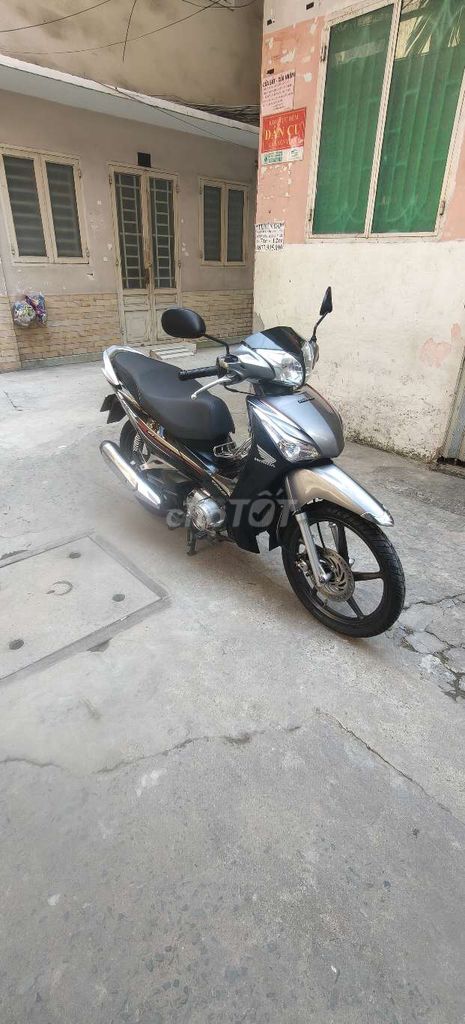 Cần bán. Mua bán Xe máy tại Quận Phú Nhuận Tp Hồ Chí Minh được đăng bởi phương hình 4