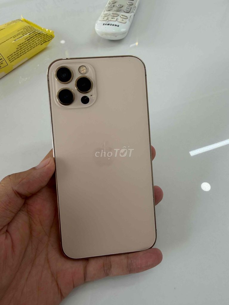 iPhone 12 Pro 128GB Vàng gold pin 100% rất đẹp. Mua bán Điện thoại tại Quận Tân Bình Tp Hồ Chí Minh được đăng bởi Shop Trung Văn Apple Watch hình 1